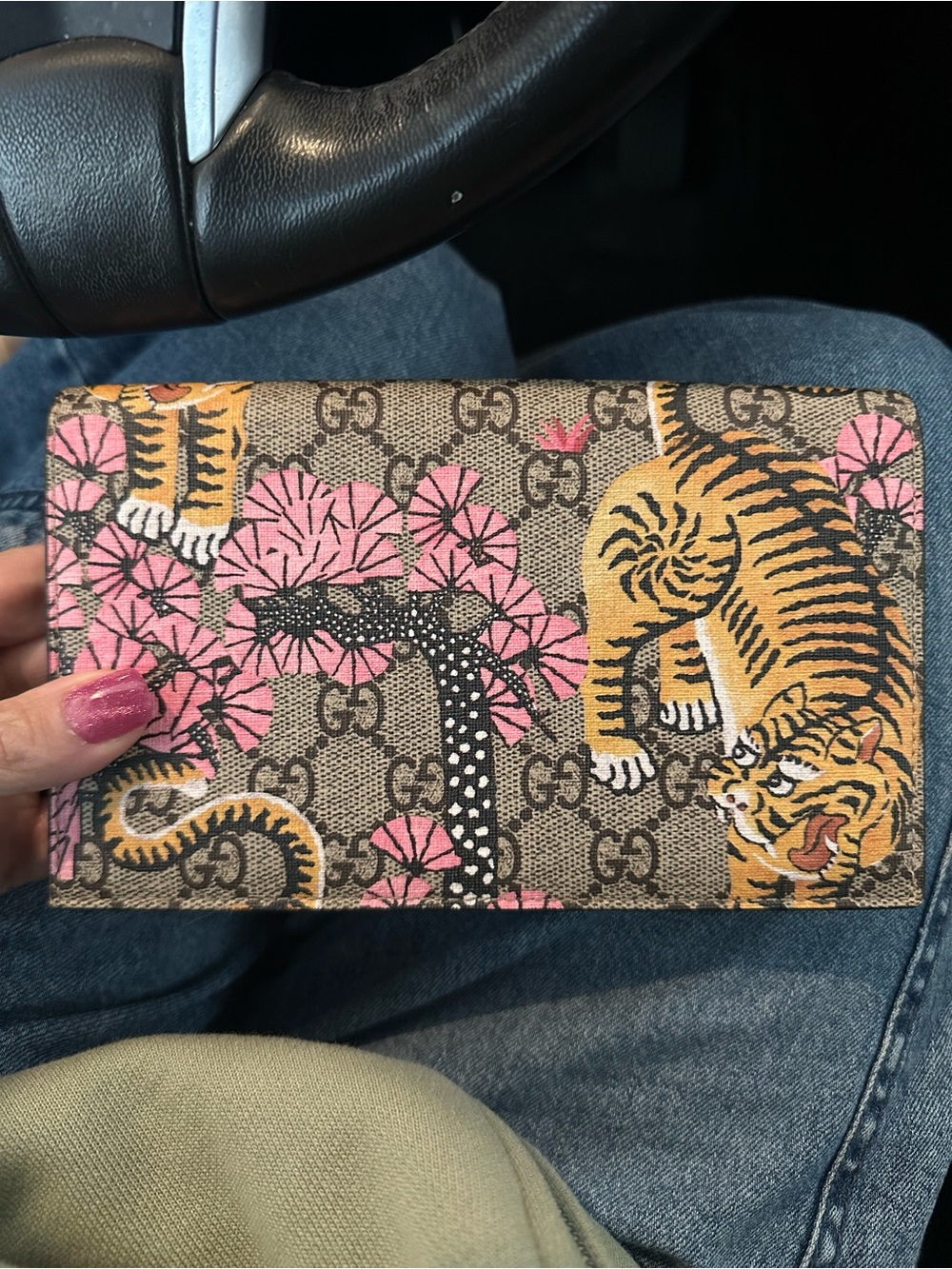 RARE Gucci GG Supreme Tiger Print  - purse/clutch Pink & Tan wallet on chain